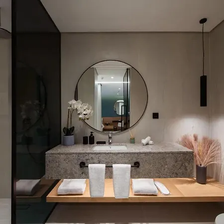Stunning Apartment *